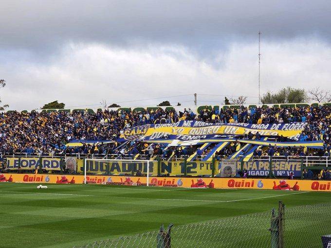 La gente Xeneize copó Varela, pero se fue molesta
