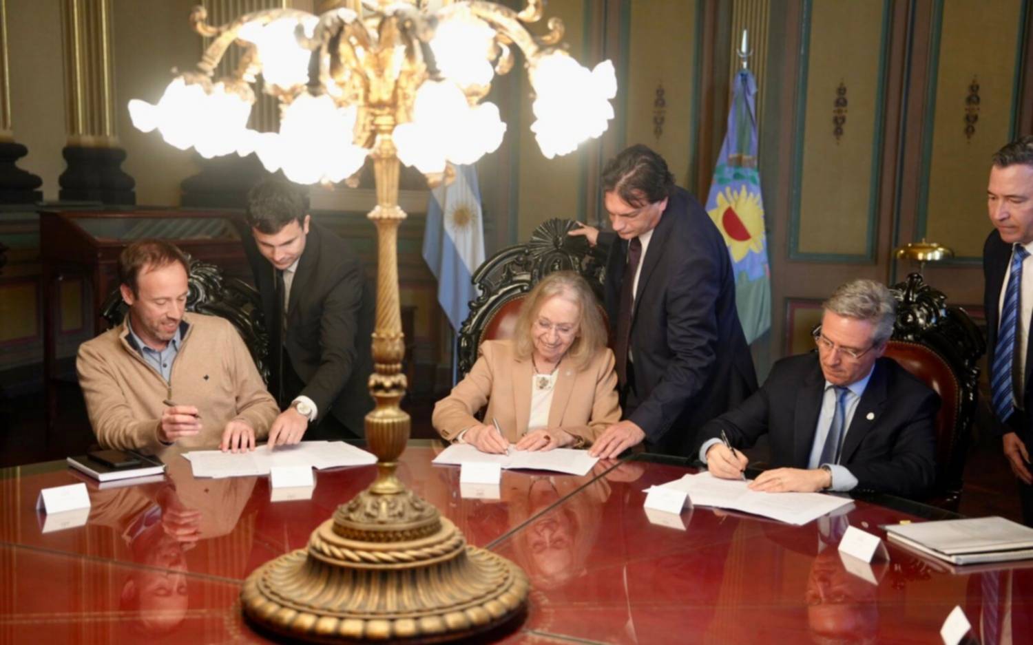 La Justicia bonaerense firmó un convenio para la digitalización de escrituras públicas y testimonios judiciales