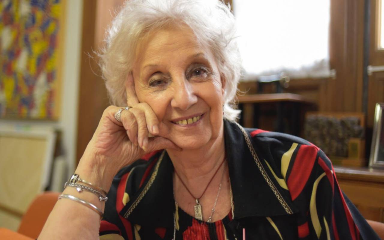 Estela de Carlotto recibió el alta tras ser internada en La Plata: cómo está su salud