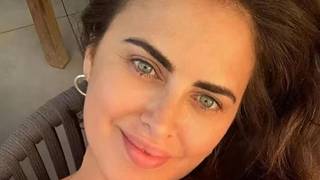 Viralizaron una polémica foto colocada en la tumba de Silvina Luna: indignación y debate en las redes