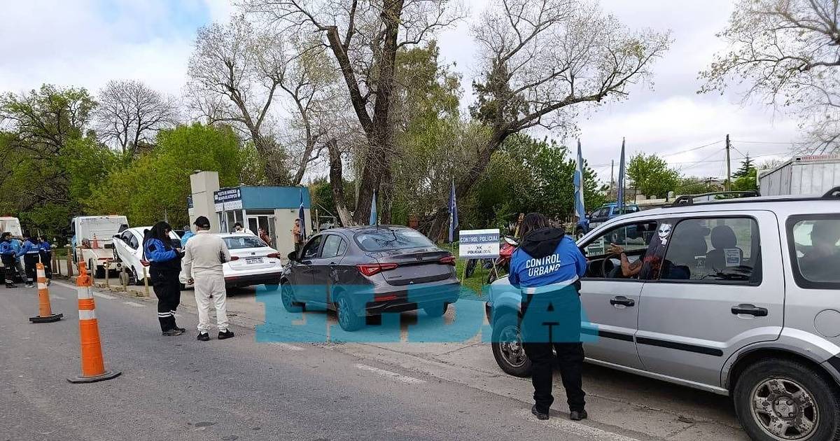 Operativo en el ingreso a La Plata: secuestraron más de 15 autos de aplicaciones ilegales | El Dia