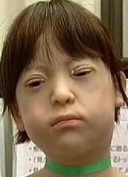 Impresiona la "niña robot"