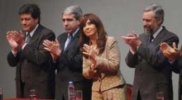 Desde La Plata, Cristina apuró reforma política