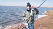 Salen grandes pejerreyes en la laguna La Escondida de Carhué