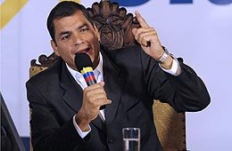 Ecuador: Correa denuncia que su familia recibió amenazas