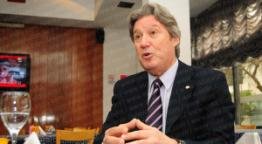 Enrique Lombardi asume como nuevo Presidente