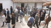 Olmos ya muestra al público dos de sus tesoros históricos
