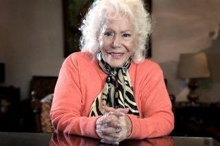 A los 101 años murió la actriz Elena Lucena