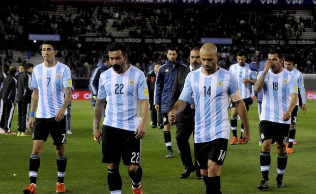 Ecos de la dura caída argentina: para Mascherano "es un toque de atención"