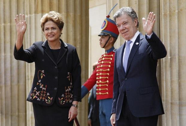 Dilma dice que su país vive  “un golpe a la paraguaya”