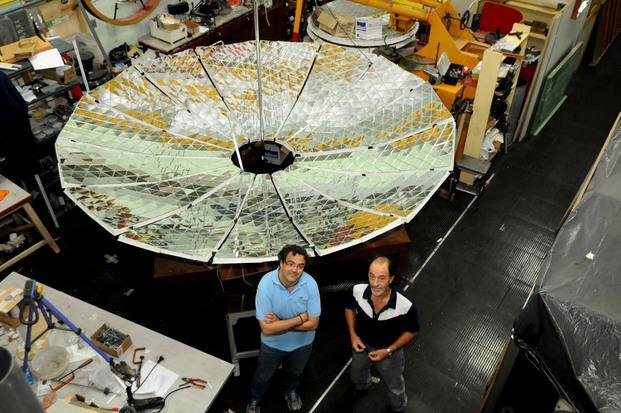 Platenses ponen en marcha un potente concentrador solar