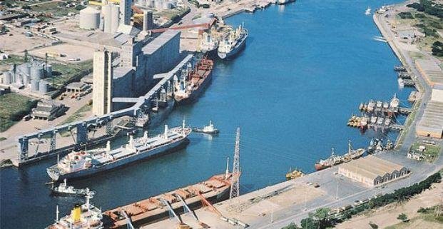 Anuncian inversión de U$S 200 millones para ampliación del Puerto Quequén