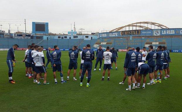 La Selección se entrenó en Lima, ya con plantel completo