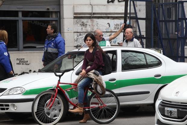 Denuncian que hay más de 5.000 remises “truchos” en la Ciudad