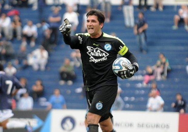 A Sessa le dieron con un caño: 15 partidos