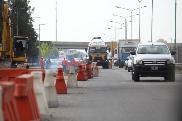 La subida a la autopista, complicada