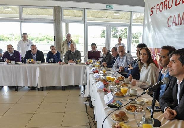 Intendentes del oficialismo, con pedidos de financiamiento a Vidal