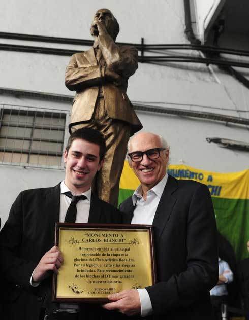Carlos Bianchi ya tiene su estatua
