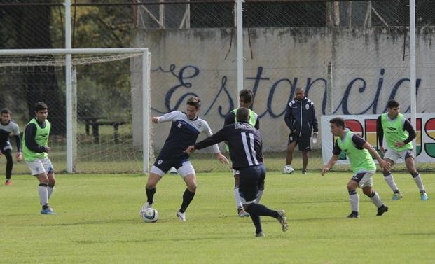 El Lobo retoma el trabajo con la mira puesta en Newell´s