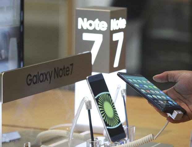 Siguen los problemas con el último smartphone de Samsung