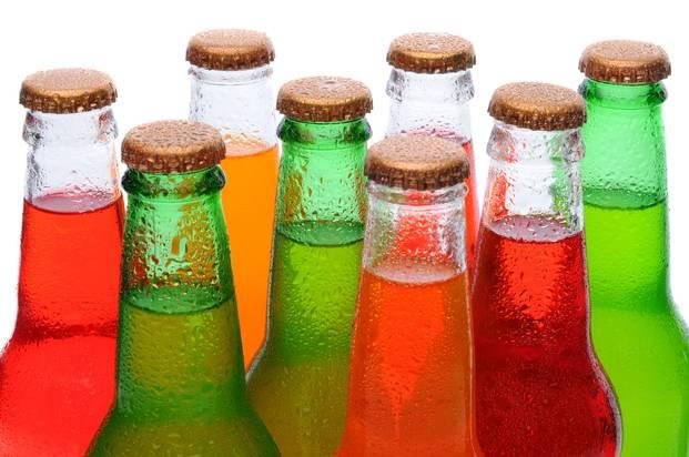 Recomiendan más impuestos para reducir el consumo de gaseosas