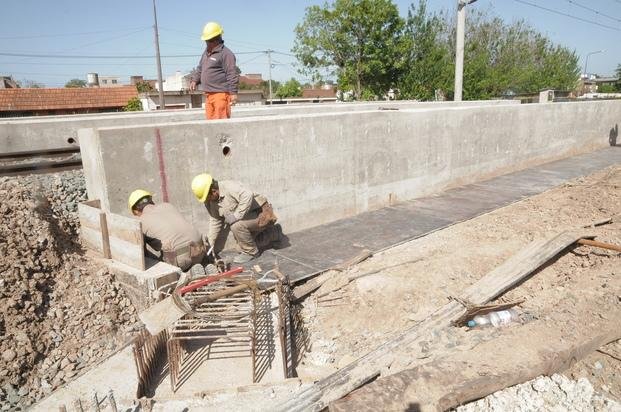 Avanzan las obras del bajo vías de Ezpeleta