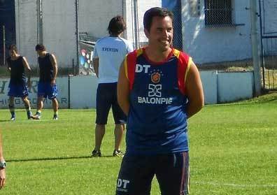 Besada llegó a un acuerdo y es el nuevo DT de San Carlos