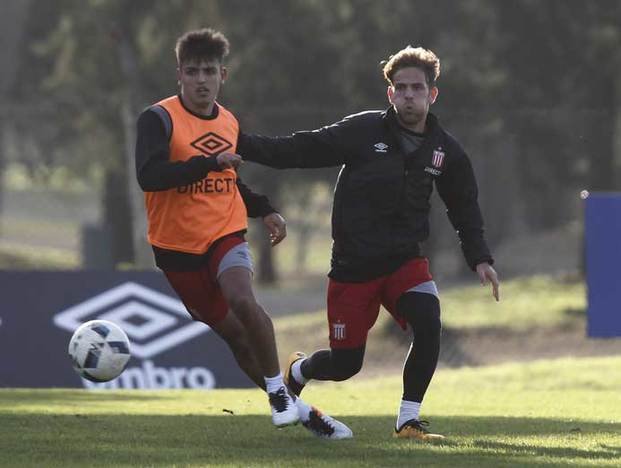 Cavallaro lesionado y formación sin cambios