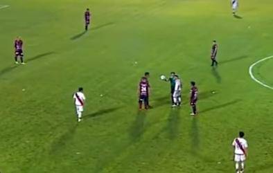 D'Alessandro furioso: "en la cancha no hubo códigos"