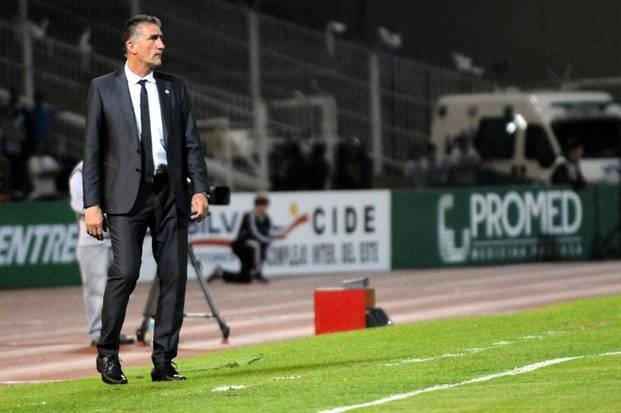 Después del papelón Bauza dijo que "si convertíamos el penal cambiaba todo"