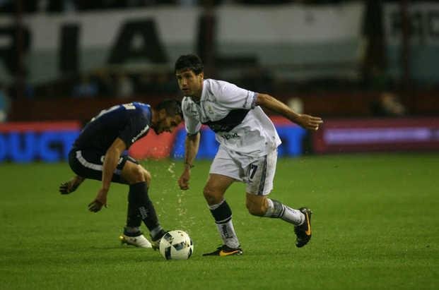 Ahora el objetivo del Lobo se llama Huracán