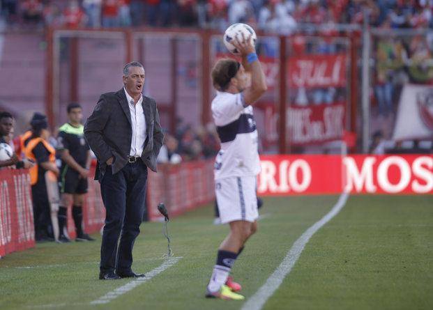 Alfaro: “Estamos para ganarle a cualquiera, nos faltó equilibrio”