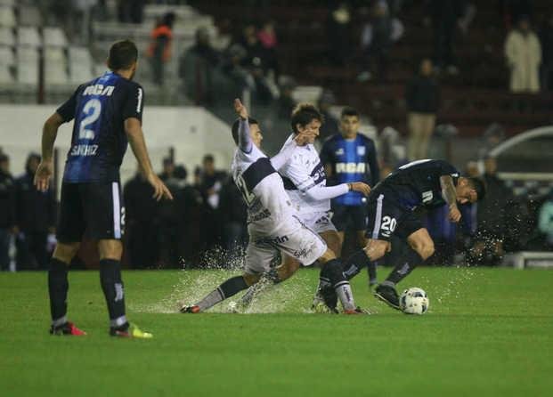 Gimnasia, la Academia y  los partidos a todo o nada