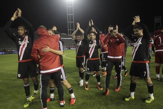 River gana y se mete en semifinales