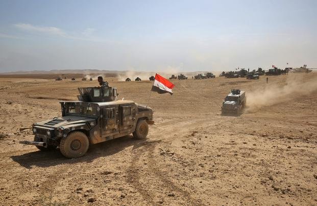 El ISIS resiste atrincherado y con coches bomba en Mosul