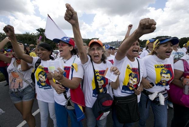 Más presión internacional contra Maduro