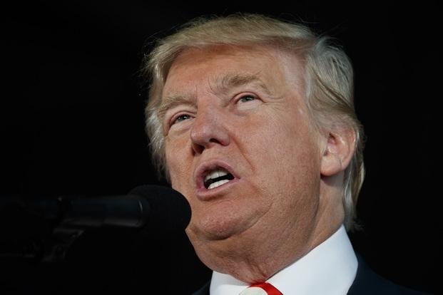 Mujeres protestaron contra Trump en varias ciudades de EEUU