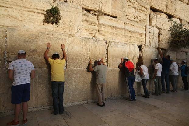 Polémica decisión de la Unesco sobre el Muro de los Lamentos