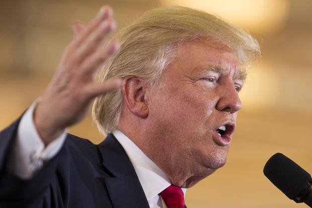 Tres mujeres acusan a Trump de propasarse con ellas
