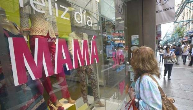 Cayeron un 4,8 % las ventas minoristas por la celebración del Día de la Madre