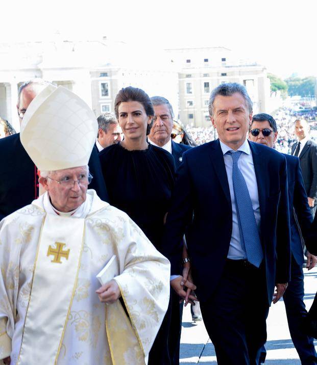 Los medios oficiales y la visita de Macri