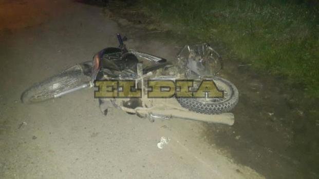Un motociclista murió en Abasto tras chocar con un camión