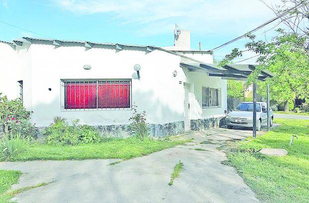 Una familia la pasó mal por una entradera en una casa de Gonnet