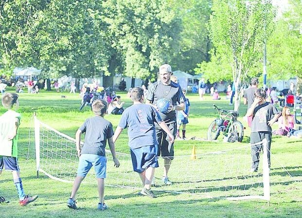 Plazas y parques a pleno en la Ciudad