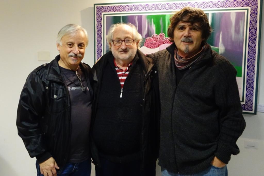 Exposición plástica en la Sociedad Odontológica