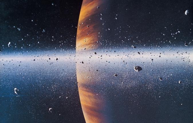 Captaron imágenes de la nebulosa Saturno con una curiosa forma ondulada