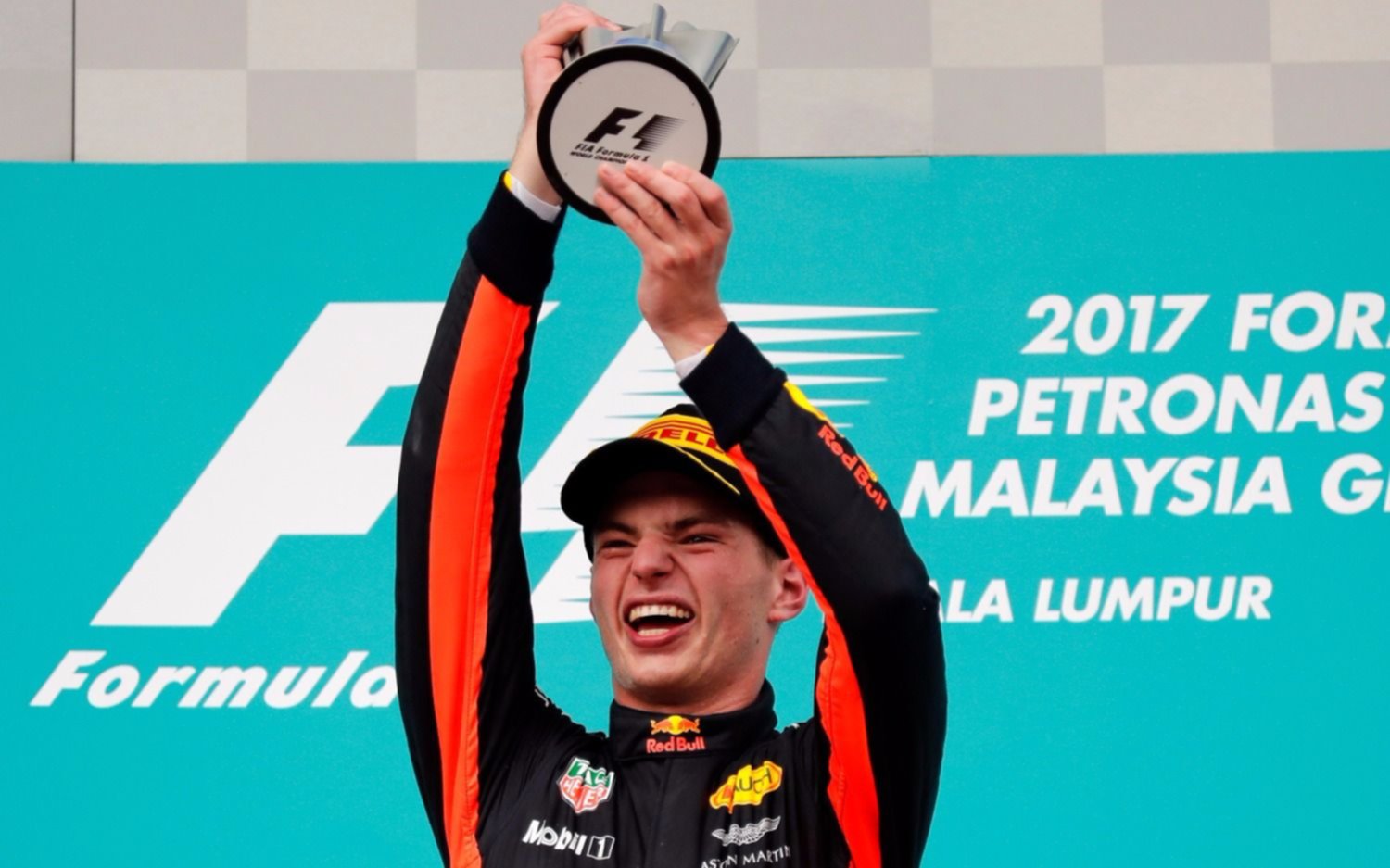 En el día de su cumpleaños, Verstapenn se llevó el Gran Premio de Malasia en la Fórmula 1