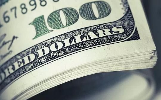 El dólar cerró en $ 17,69 en el primer día hábil de octubre