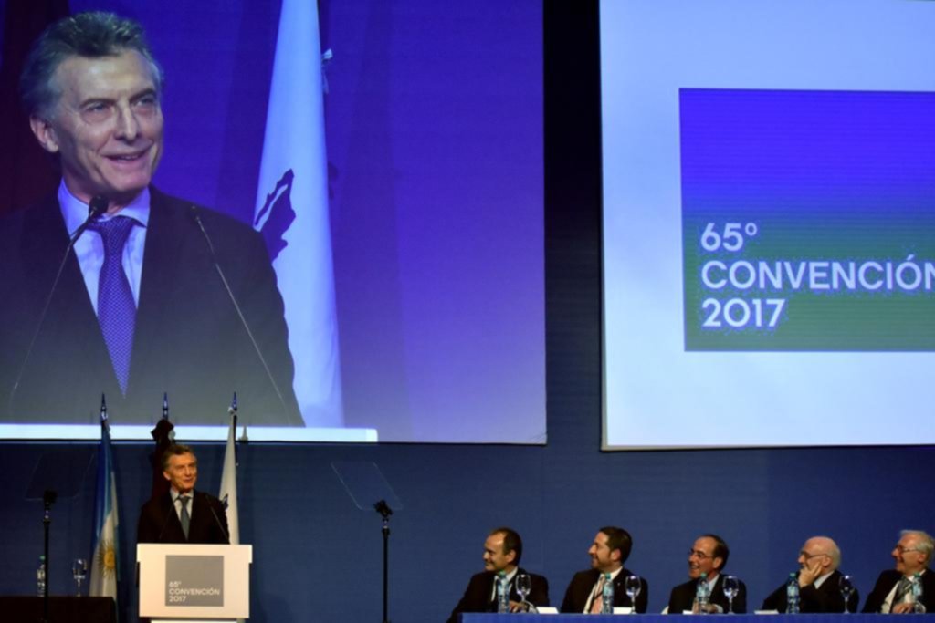 Macri pidió terminar con las prácticas sindicales extorsivas