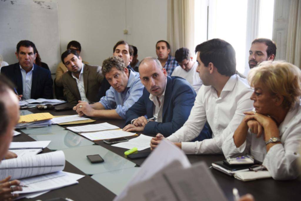 Comenzó el debate por el pliego de la basura